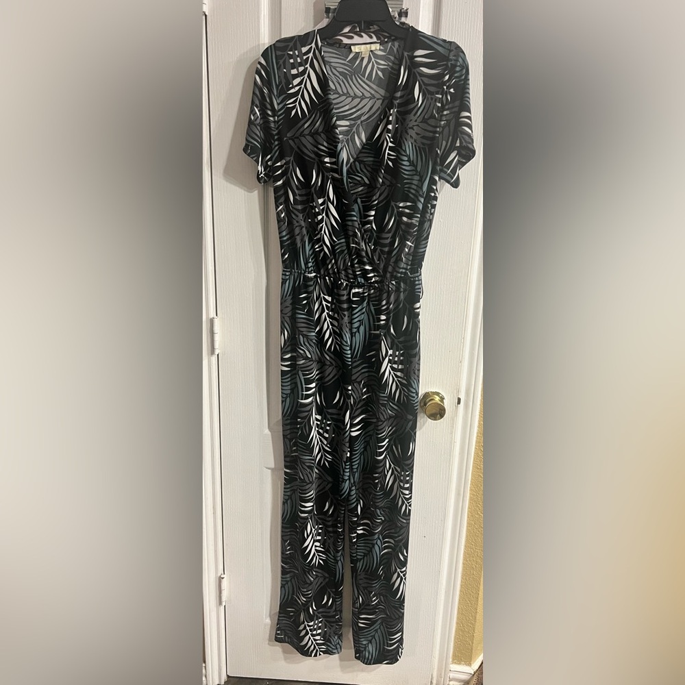 Women’s Short Sleeve Jumpsuit